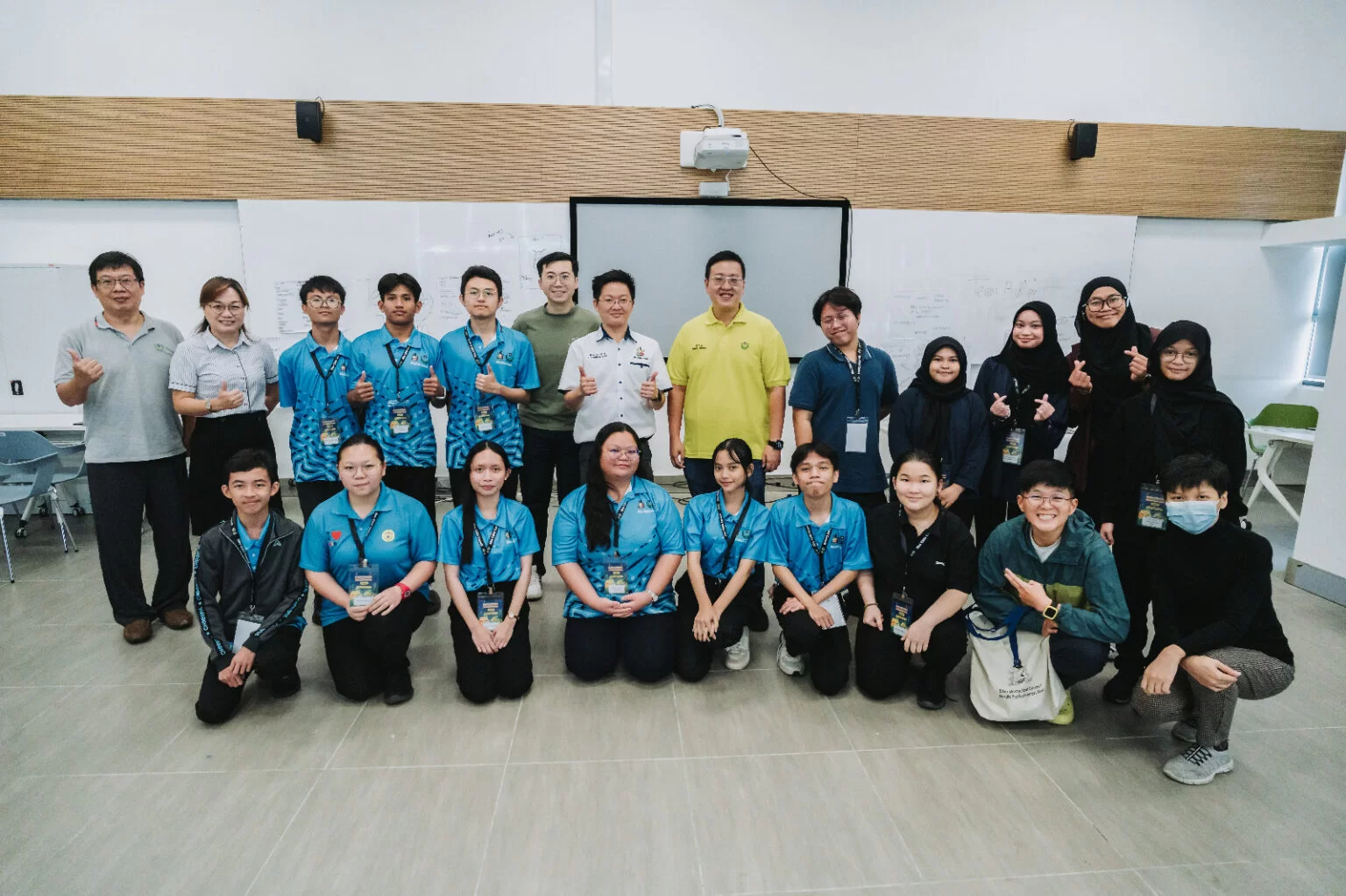 A group photo taken during the closing ceremony of the programme.