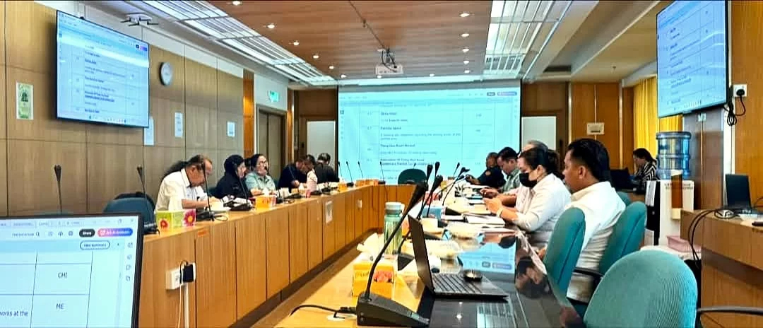 A meeting of the SMC's Market and Traders Standing Committee in progress.